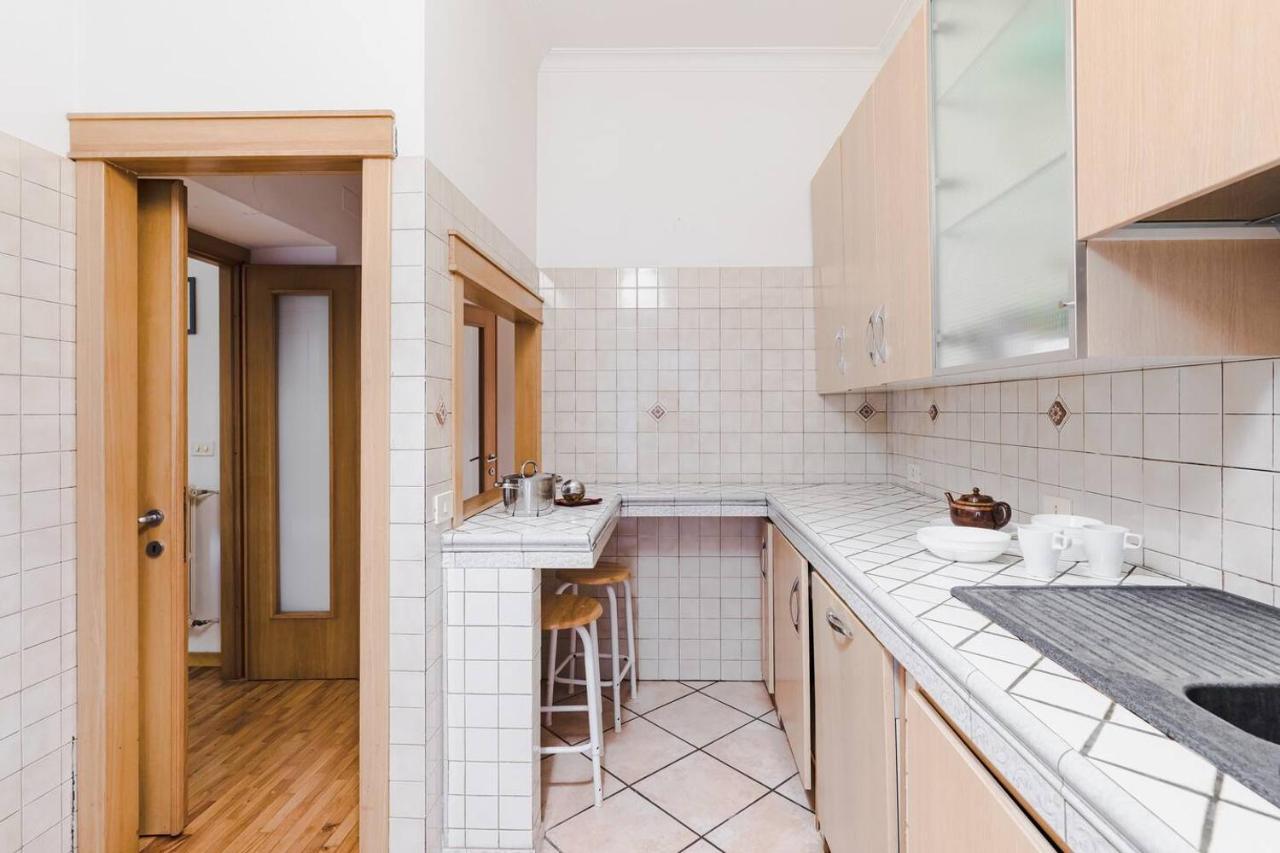 Elegant Apartment Via Veneto By Varental Roma Exterior foto